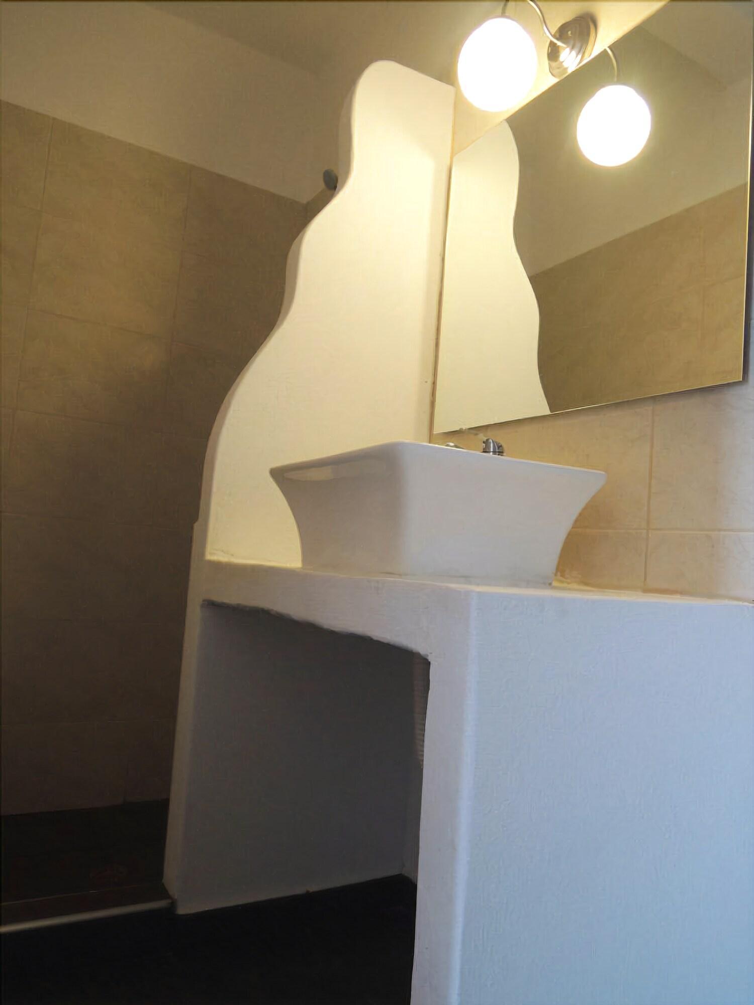 Hotel Adamas Bagian luar foto