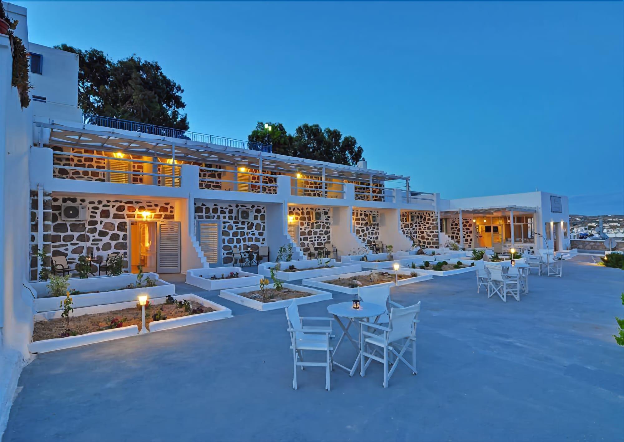 Hotel Adamas Bagian luar foto