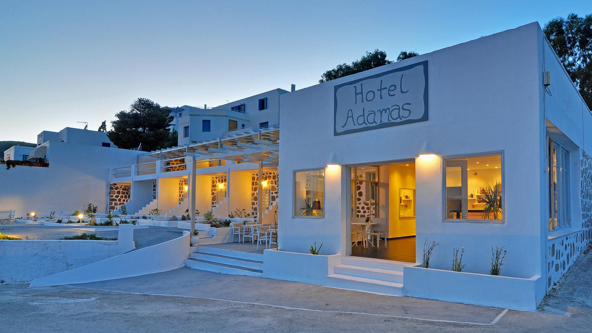 Hotel Adamas Bagian luar foto