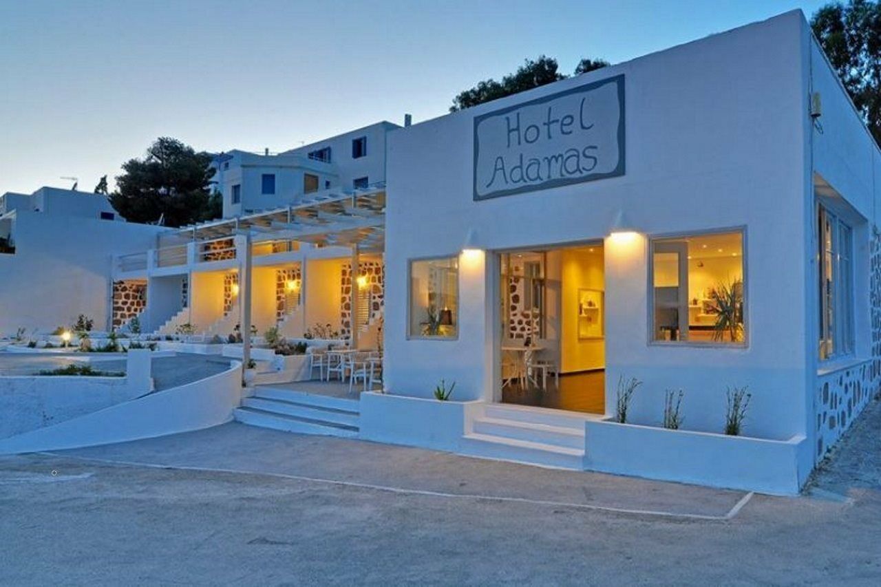 Hotel Adamas Bagian luar foto